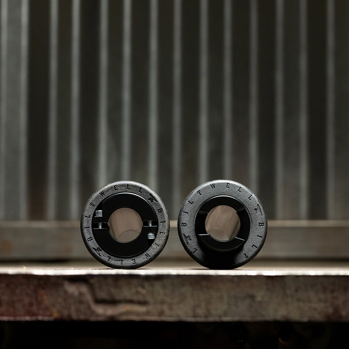 7/8" AlumiCore Grips For '21-Up H-D RA & RH Models - Black Electroplate - Image 13