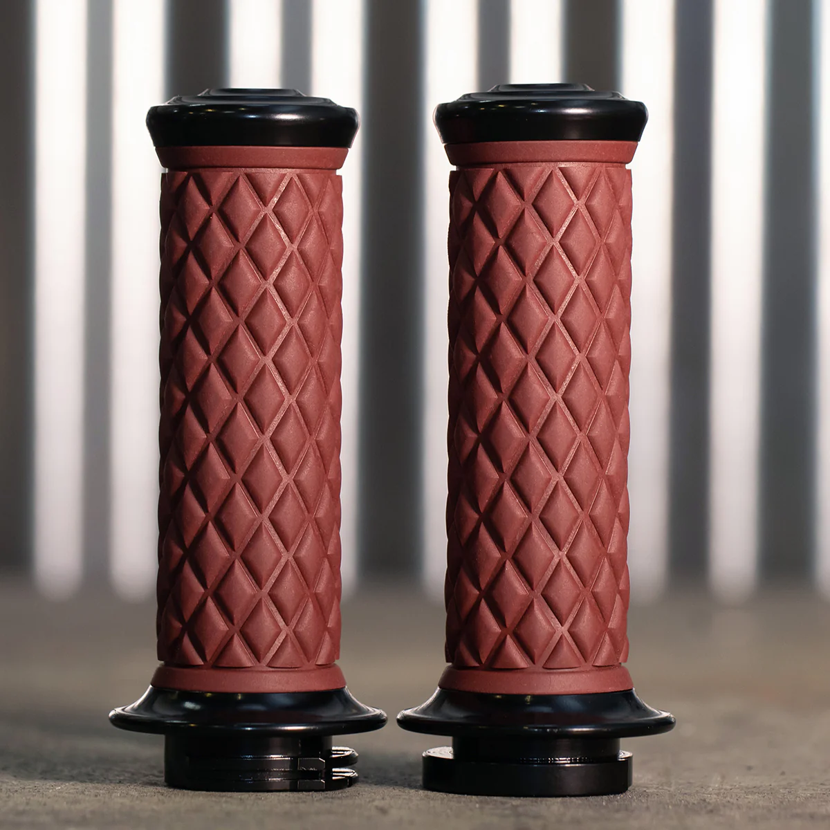 AlumiCore Replacement Sleeves - Thruster Oxblood - Image 6