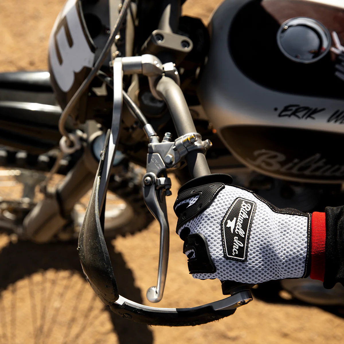 Anza Gloves - White - Image 13