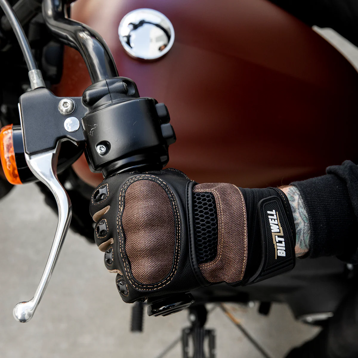 Bridgeport Gloves - Chocolate - Image 19