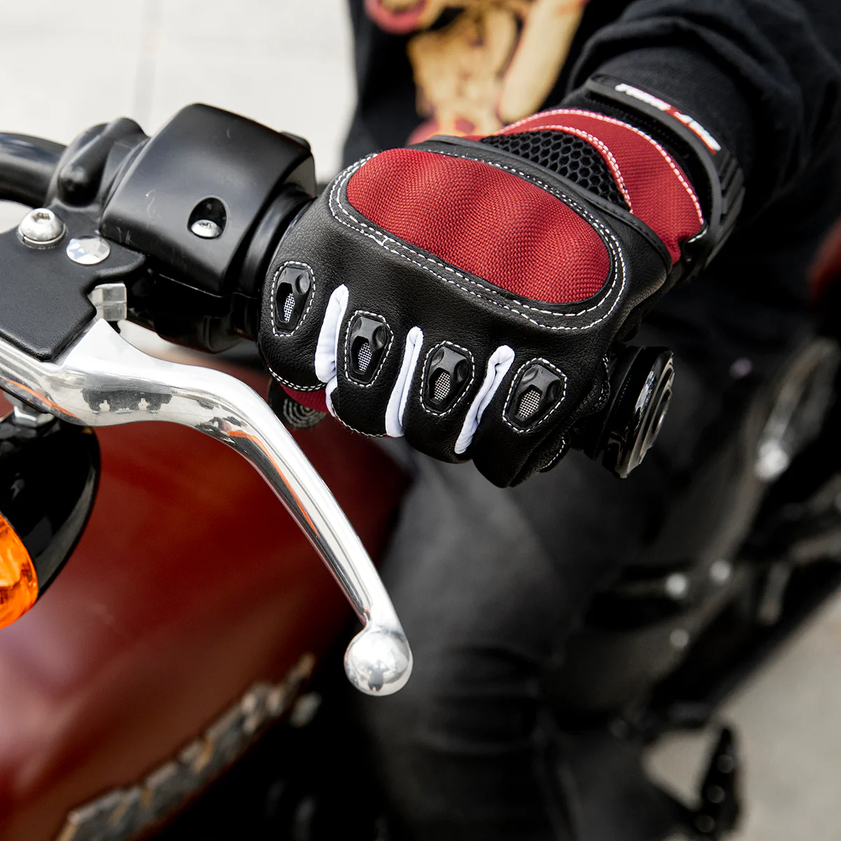 Bridgeport Gloves - Red - Image 10