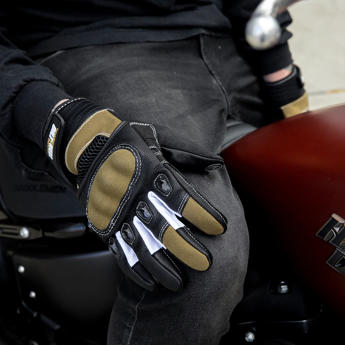 Bridgeport Gloves - Tan - Image 17