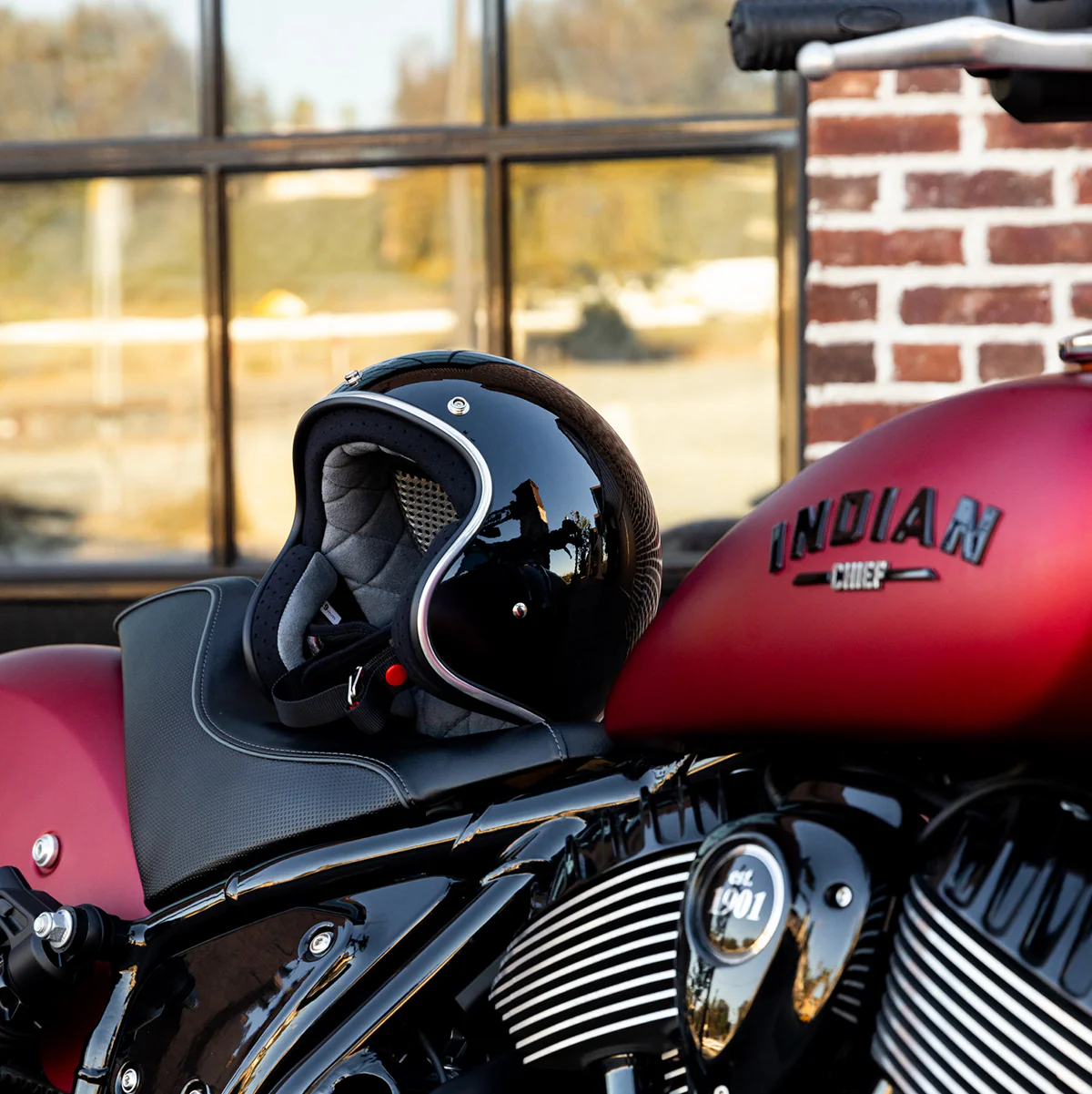 CLOSEOUT Bonanza Helmet - Gloss Black - Image 19