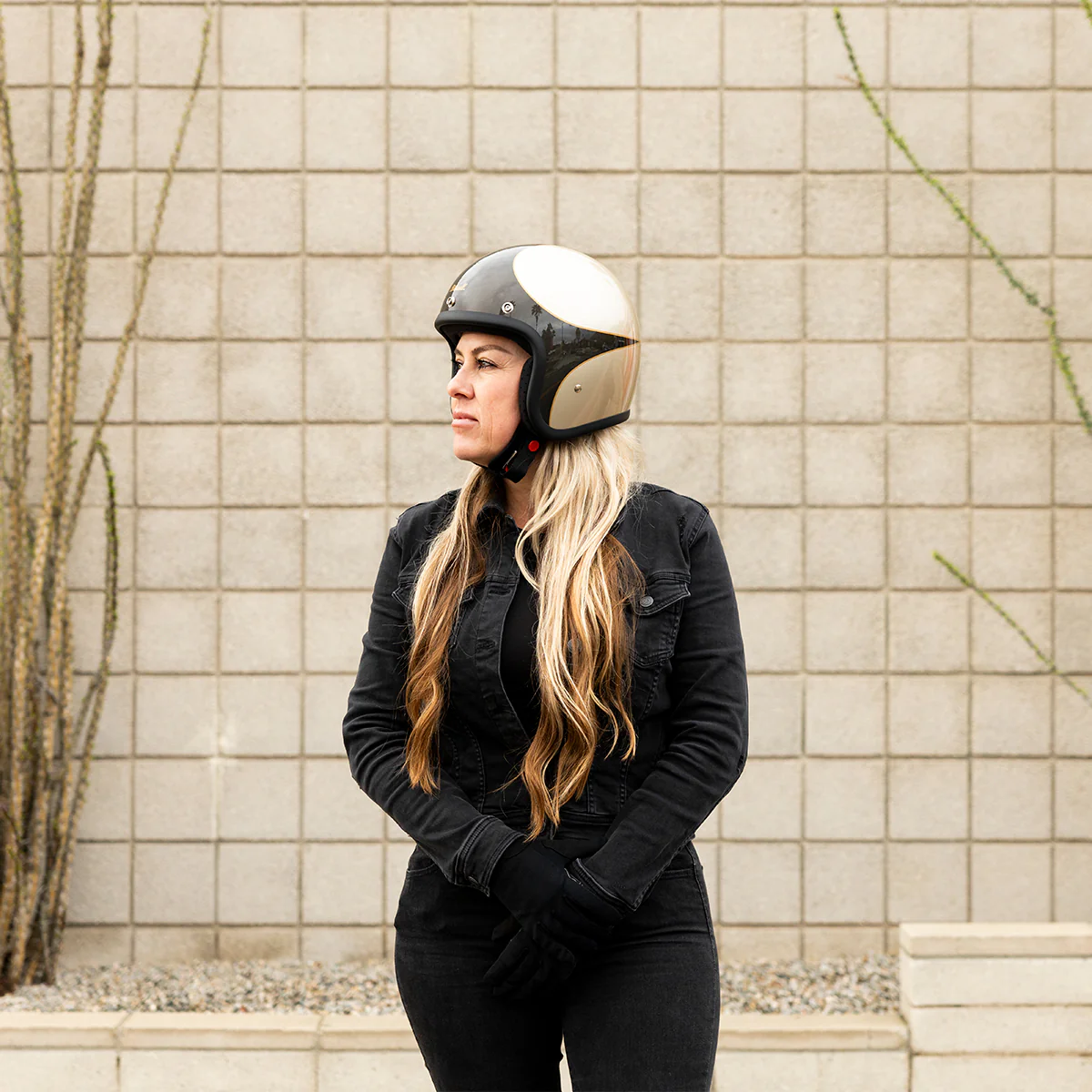 CLOSEOUT Bonanza Helmet - Metallic Charcoal / Champagne Scallop - Image 15