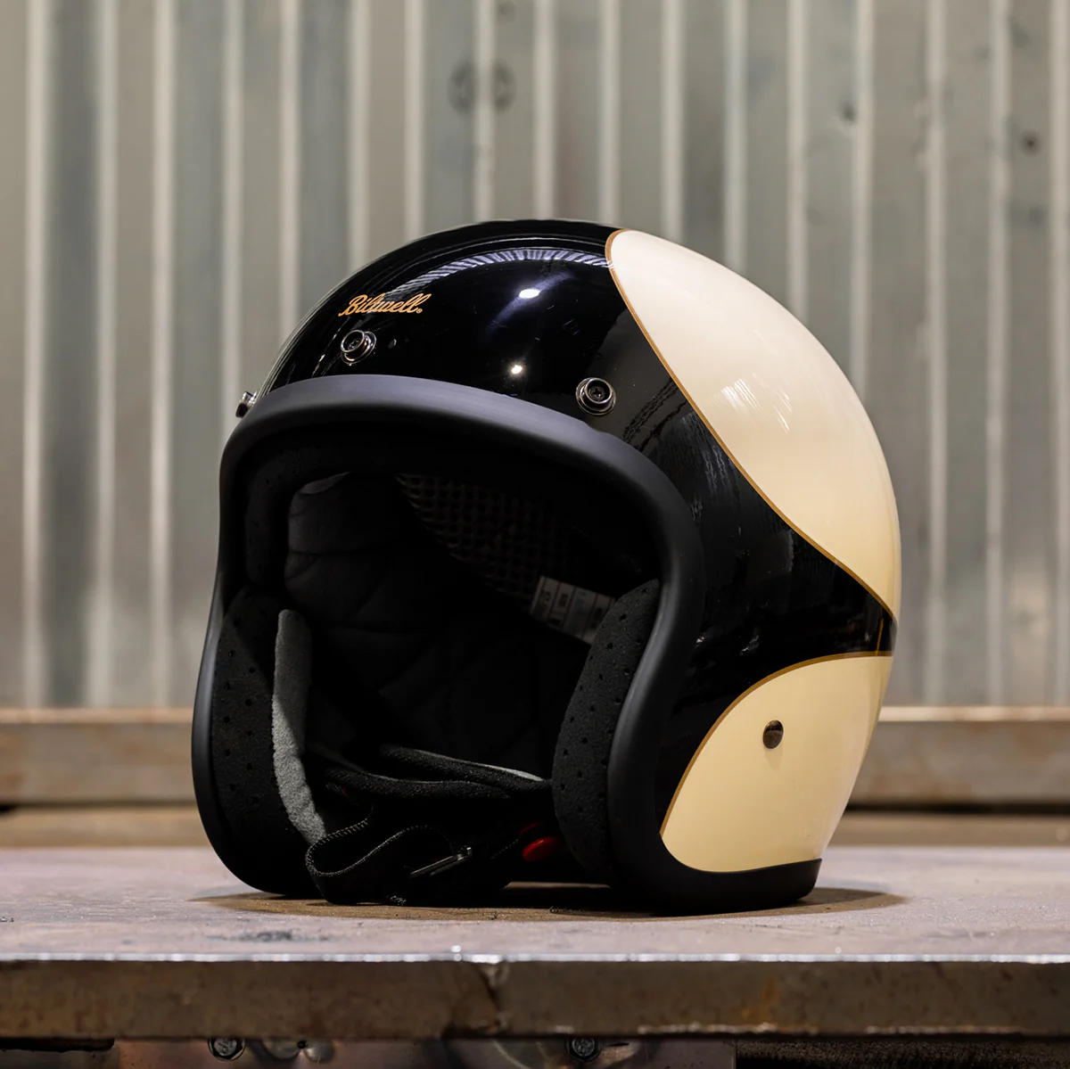 CLOSEOUT Bonanza Helmet - Scallop Gloss Vintage White / Gloss Black - SIZE X-SMALL ONLY - Image 11