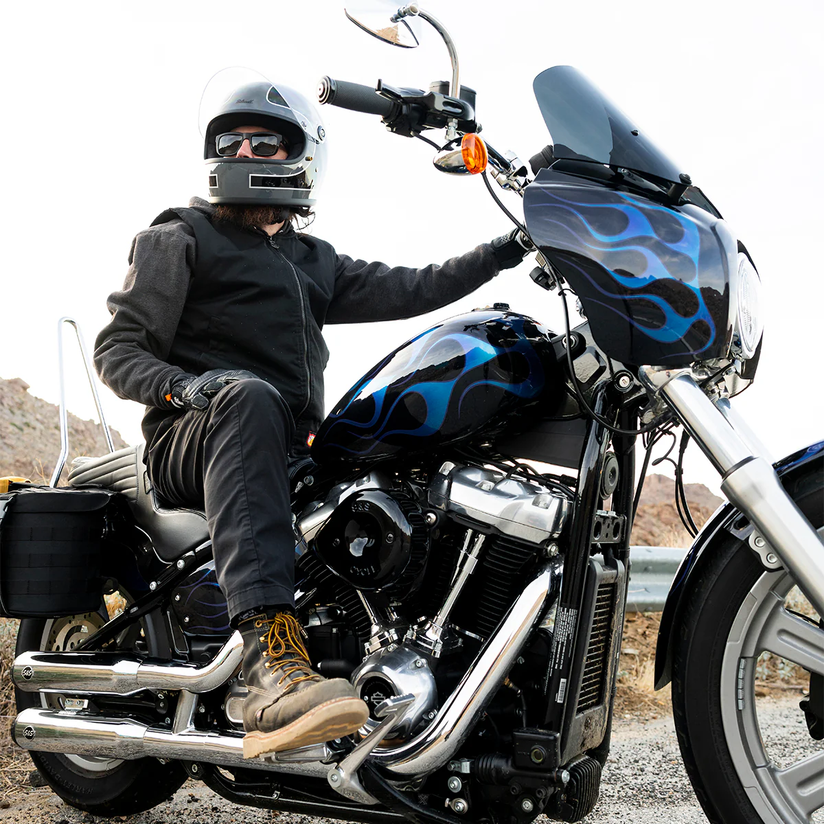 CLOSEOUT Gringo S Helmet - Gloss Storm Grey / Black Tracker - Image 19