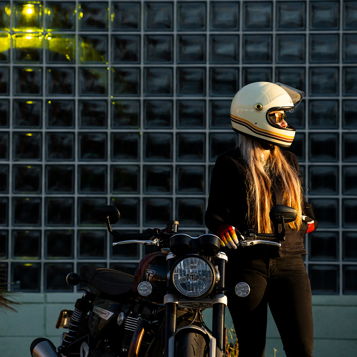 CLOSEOUT Gringo S Helmet - Vintage Desert Spectrum - Image 15
