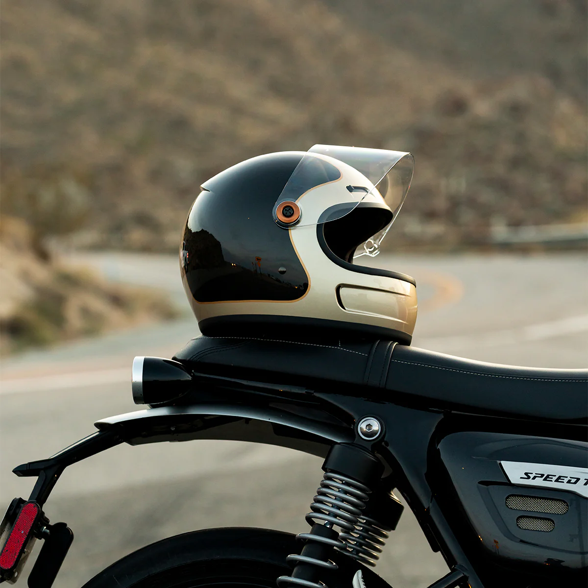 CLOSEOUT Gringo SV Helmet - Metallic Champagne / Charcoal Tracker - Image 20