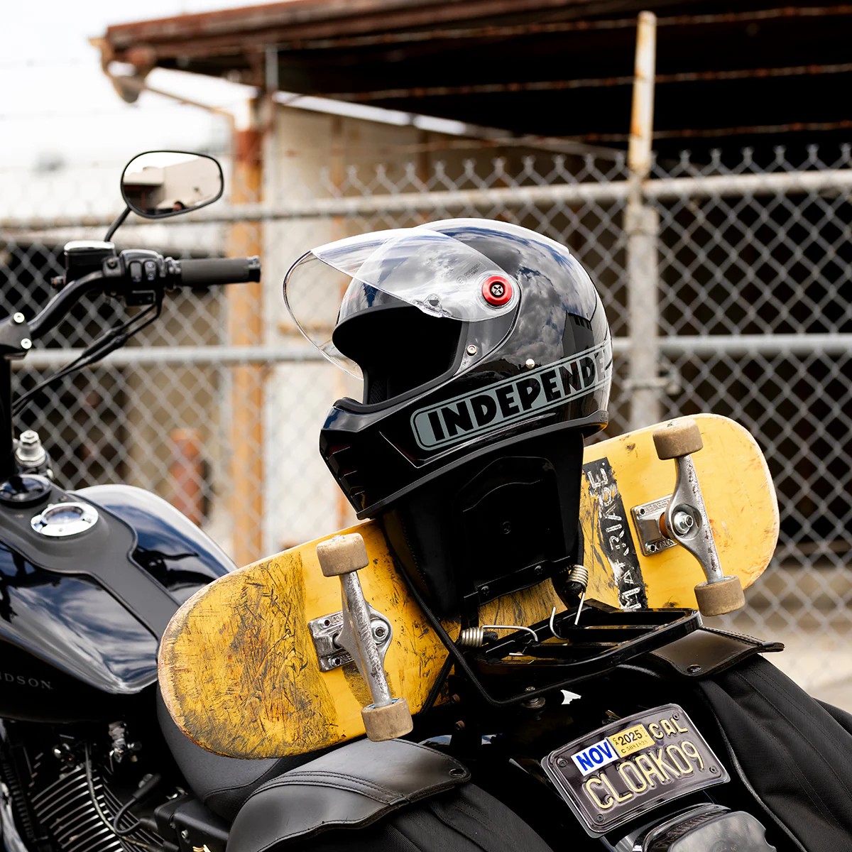 CLOSEOUT Lane Splitter Helmet - Independent x Biltwell Collab - Image 10
