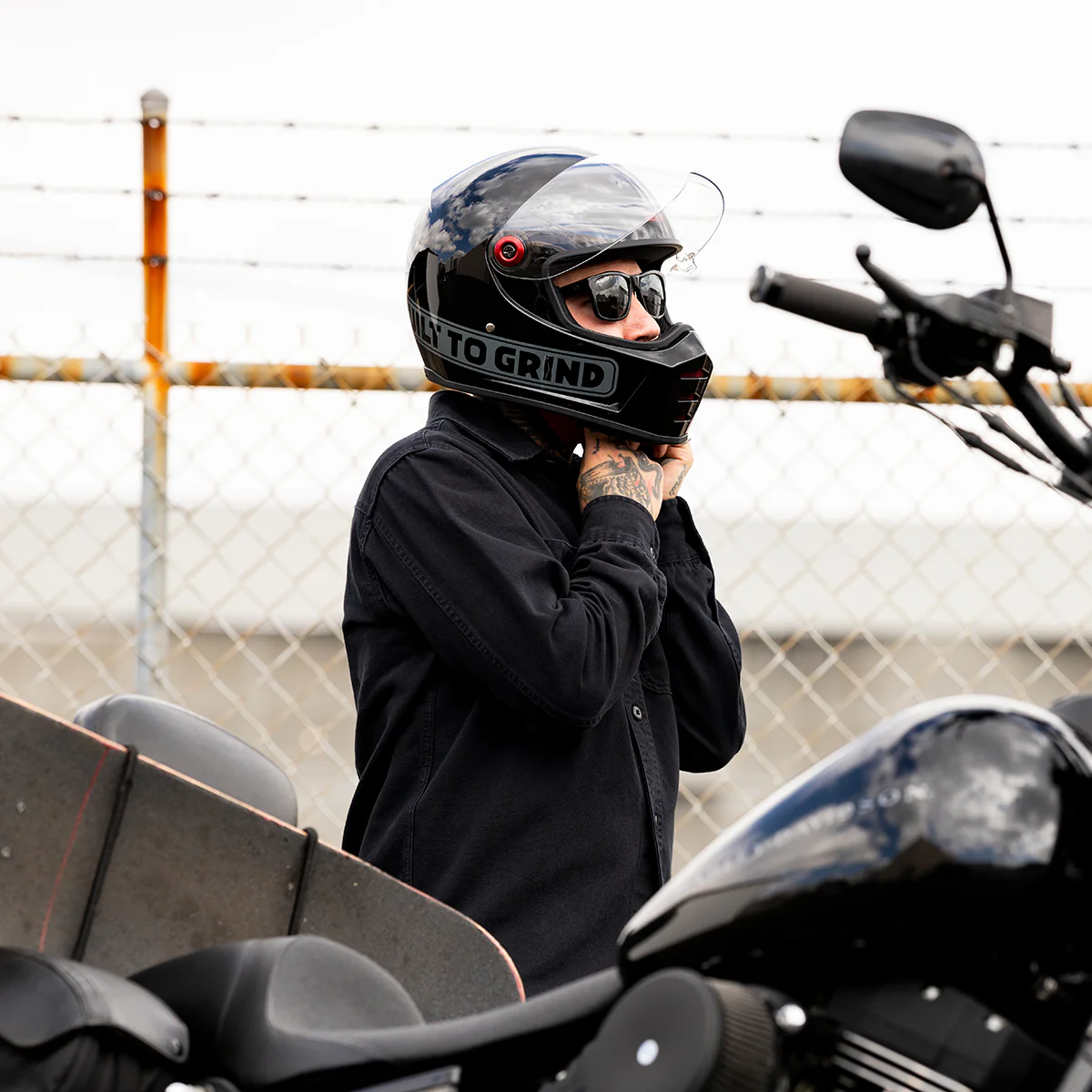 CLOSEOUT Lane Splitter Helmet - Independent x Biltwell Collab - Image 7