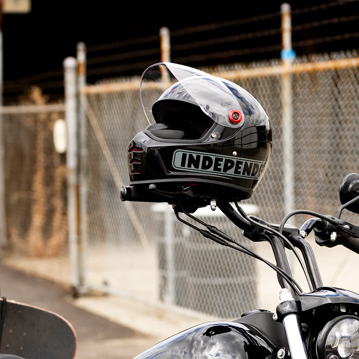CLOSEOUT Lane Splitter Helmet - Independent x Biltwell Collab - Image 9