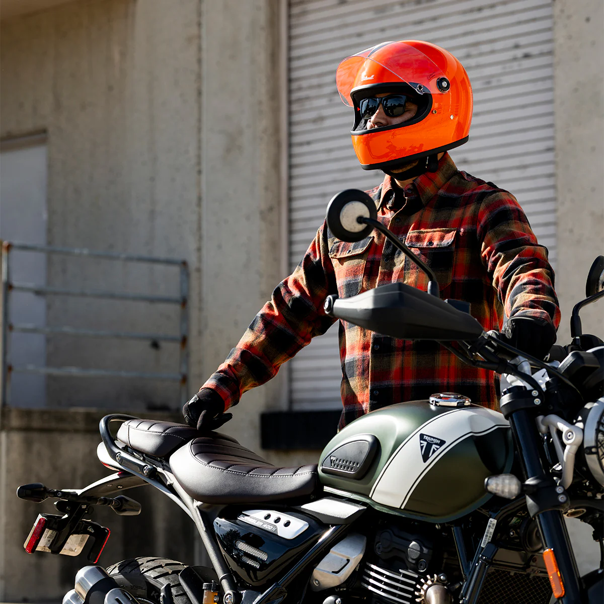 Gringo S Helmet - Gloss Hazard Orange - Image 14