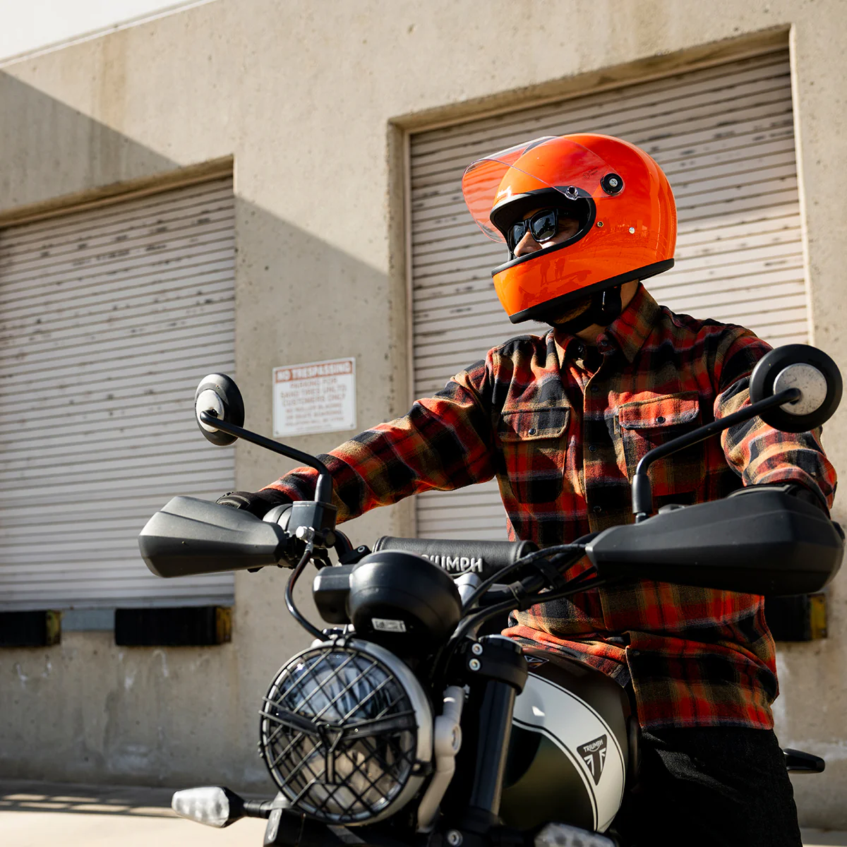 Gringo S Helmet - Gloss Hazard Orange - Image 16