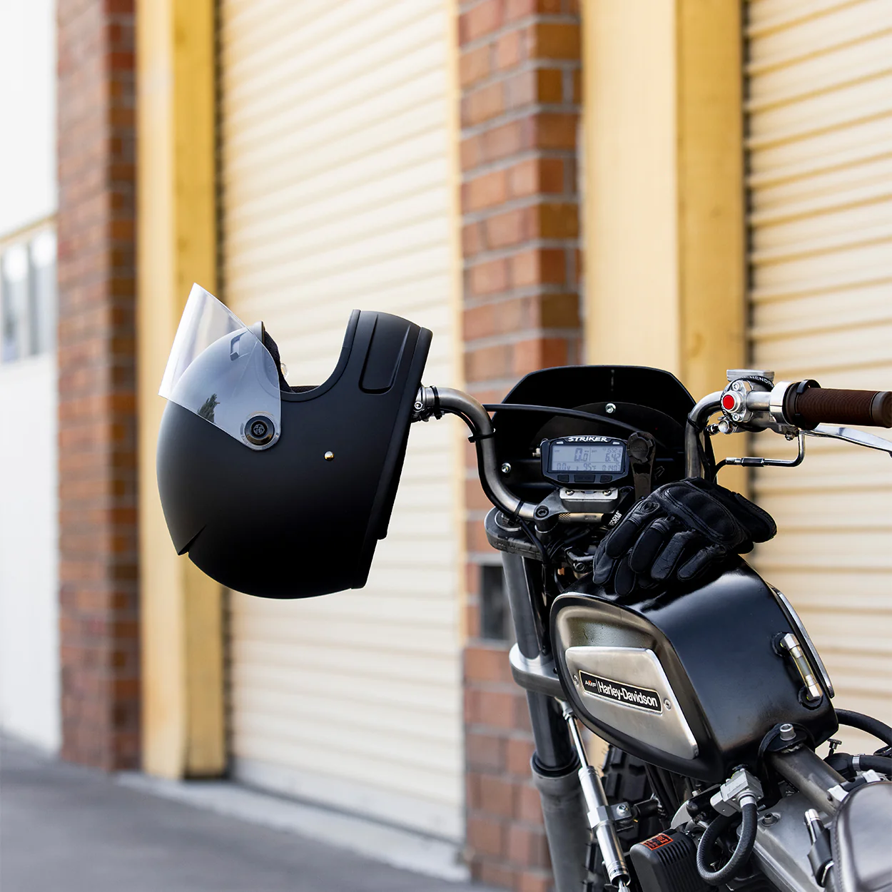 Gringo SV Helmet - Flat Black - Image 20