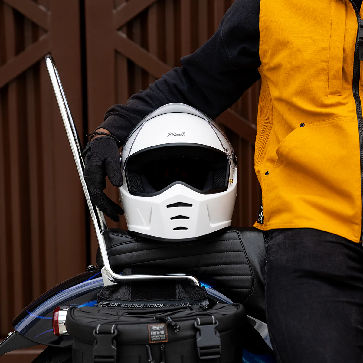 Lane Splitter Helmet - Gloss White - Image 15