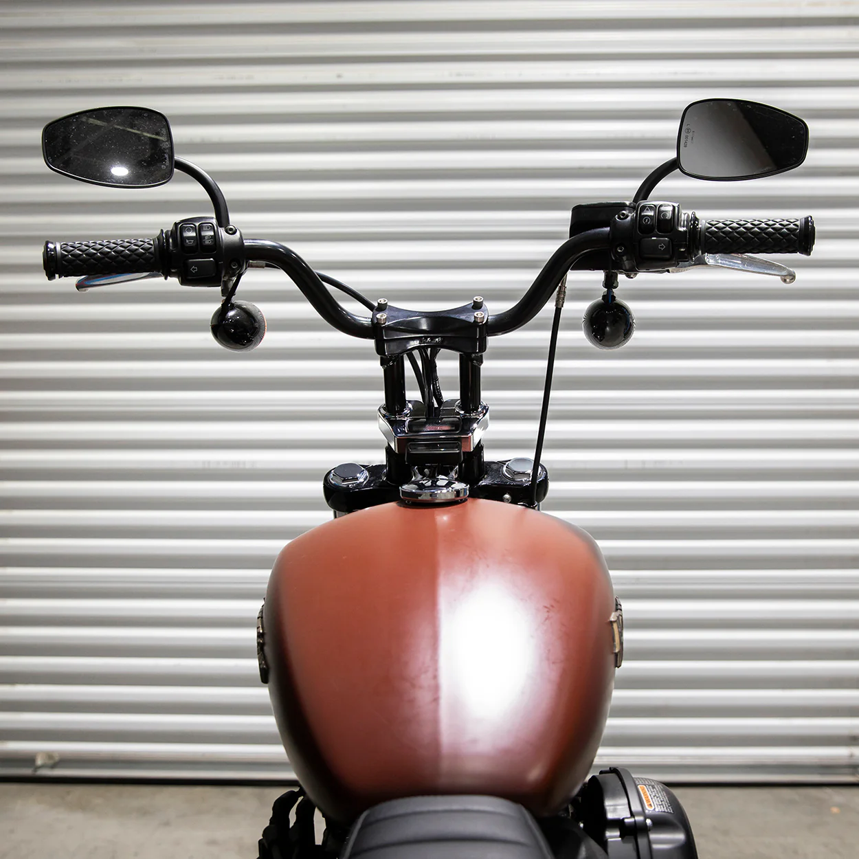 M8 Softail Dash Panel - Chrome - Image 7