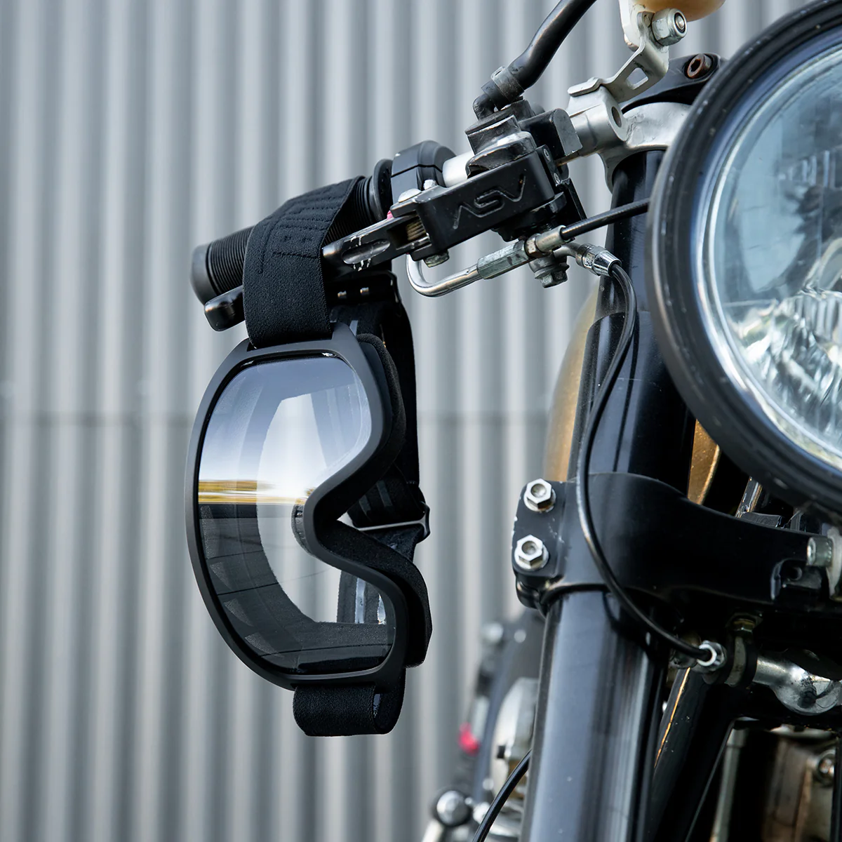 Moto 2.0 Goggle - Blackout - Image 7