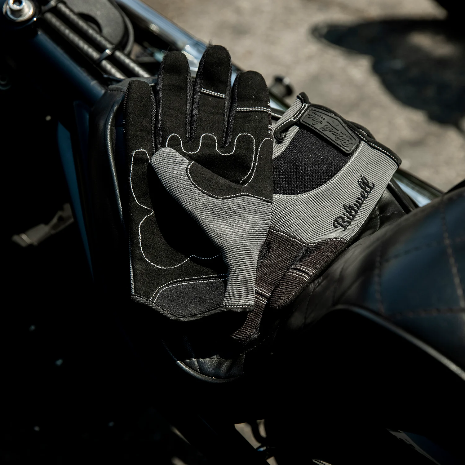 Moto Gloves - Grey/Black - Image 18