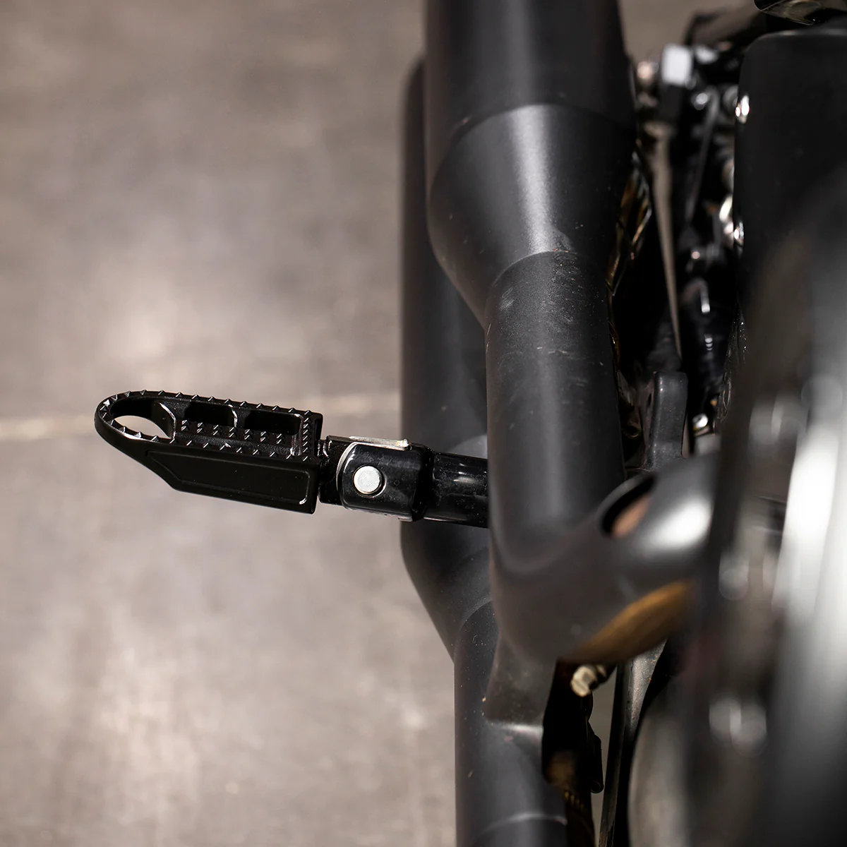Mushman Foot Pegs HD Passenger - Black Electroplate - Image 10