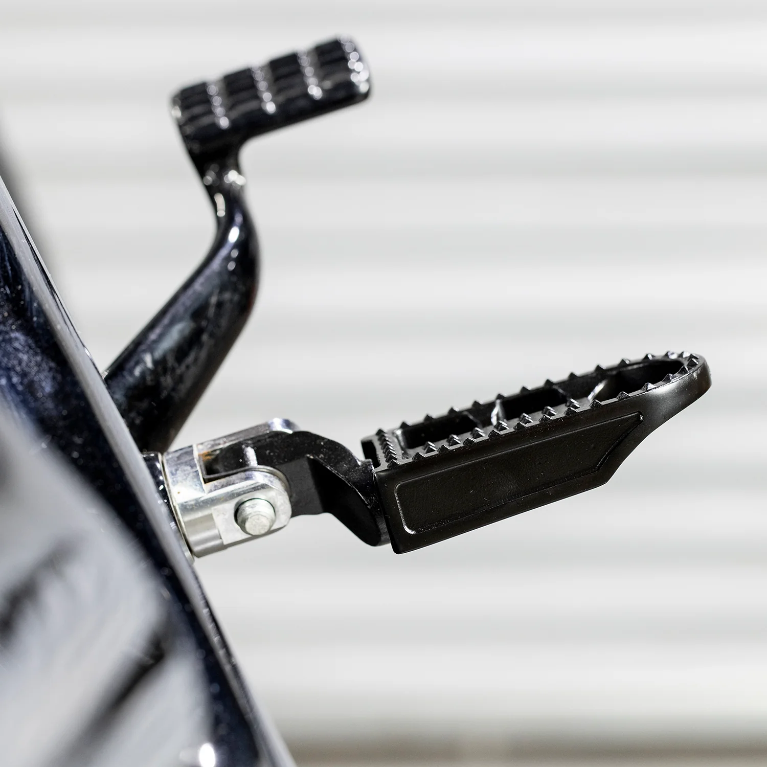 Mushman Foot Pegs HD Step - Black Electroplate - Image 4