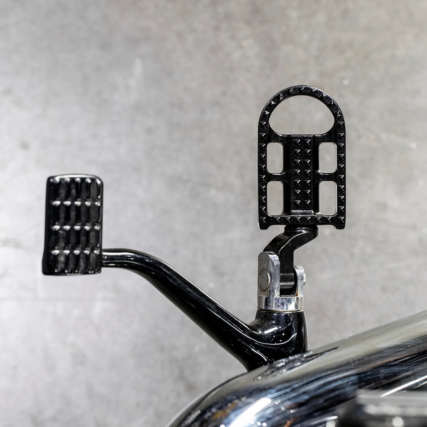 Mushman Foot Pegs HD Step - Black Electroplate - Image 5