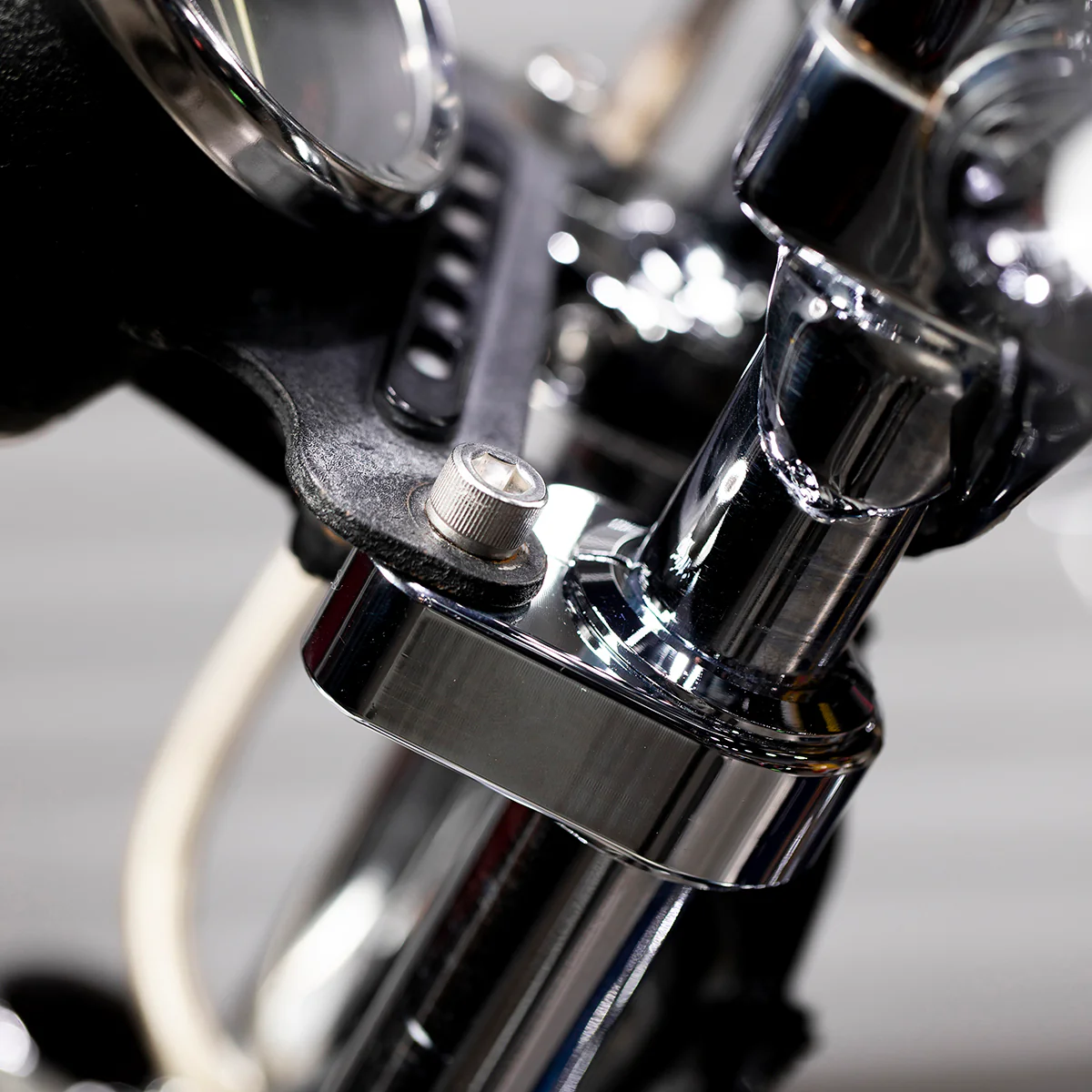 O/S Speed Clamps - Chrome - Image 3