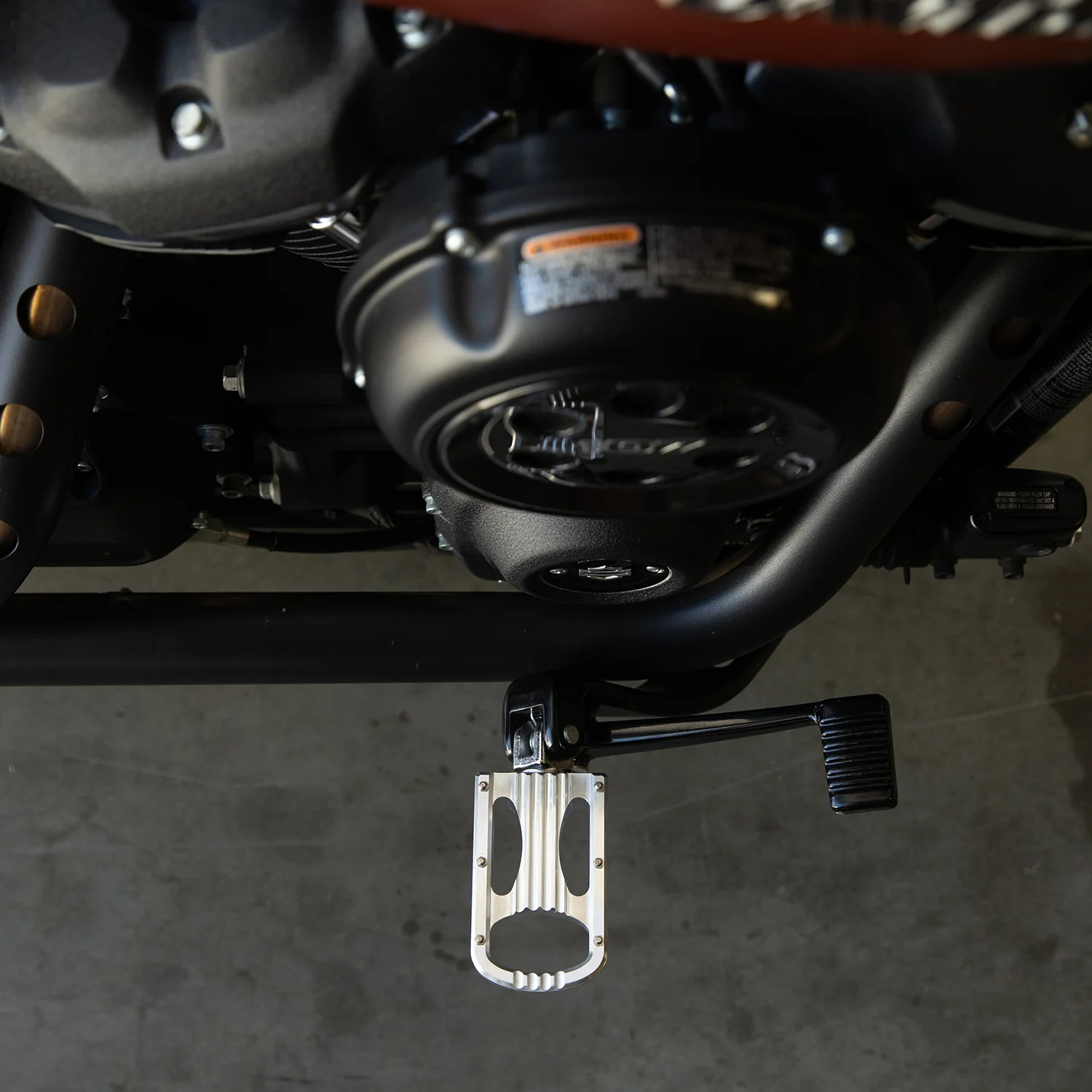 Punisher XL Foot Pegs HD Rider - Polished - Image 10