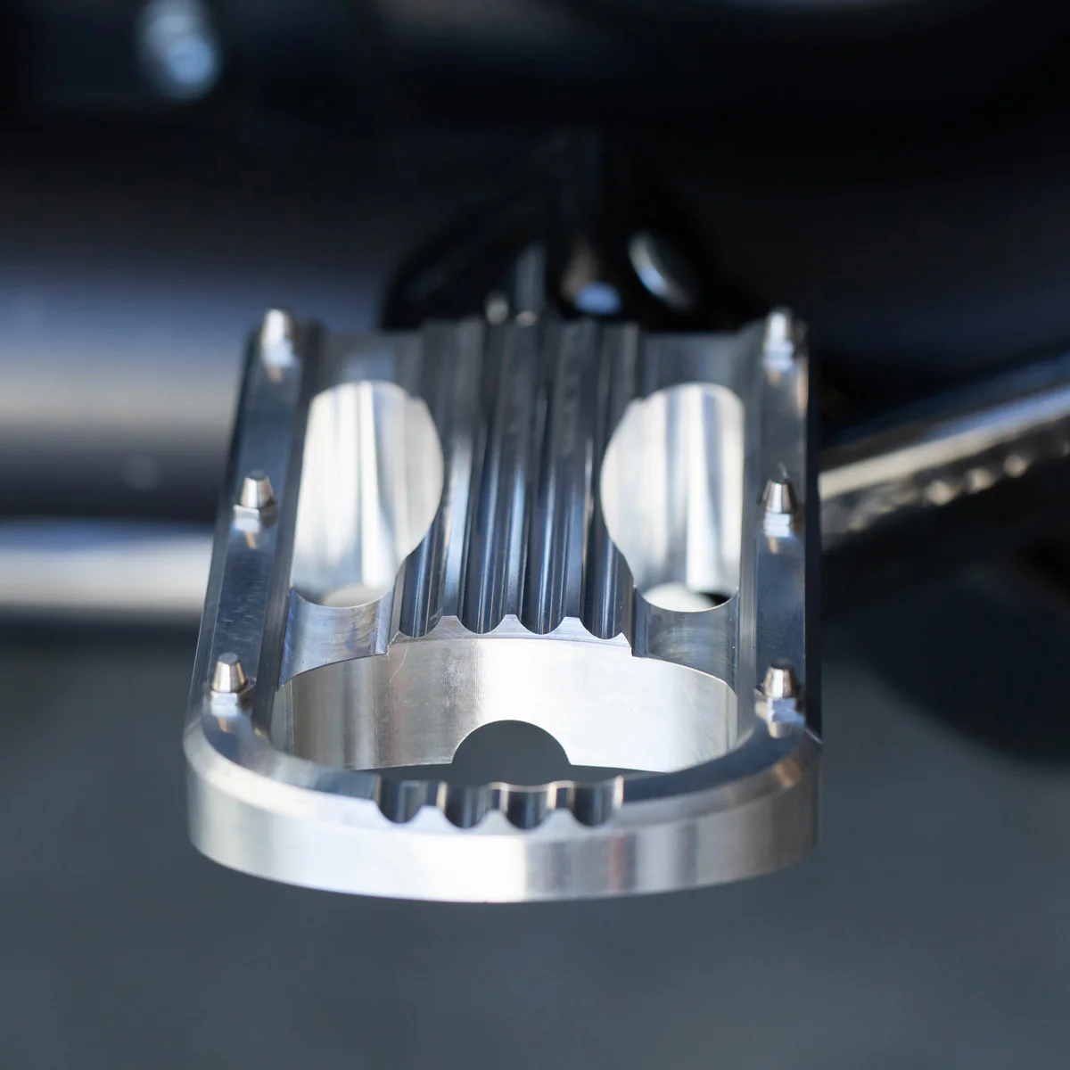 Punisher XL Foot Pegs HD Rider - Polished - Image 7