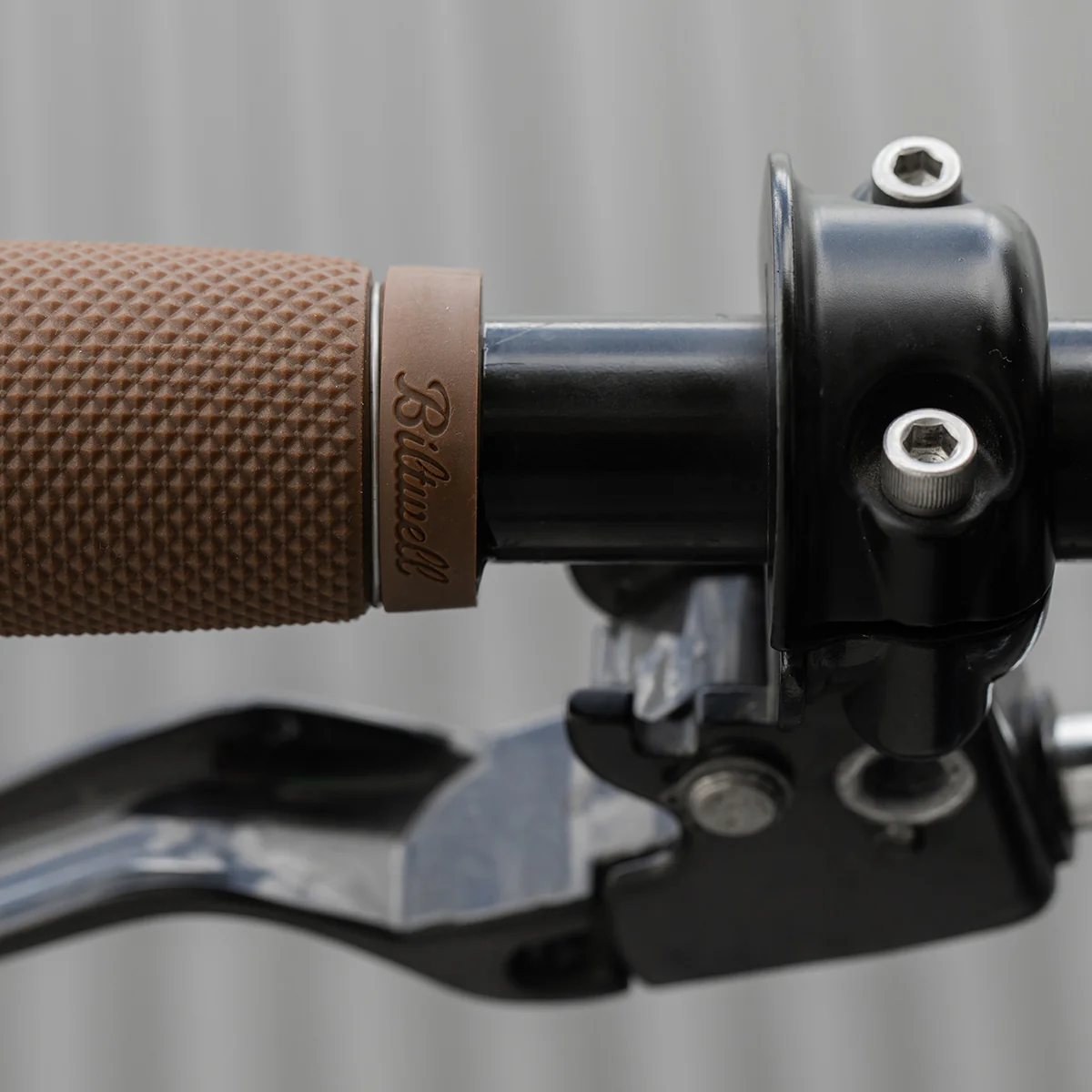 Recoil TPV Grips - Chocolate - Image 3