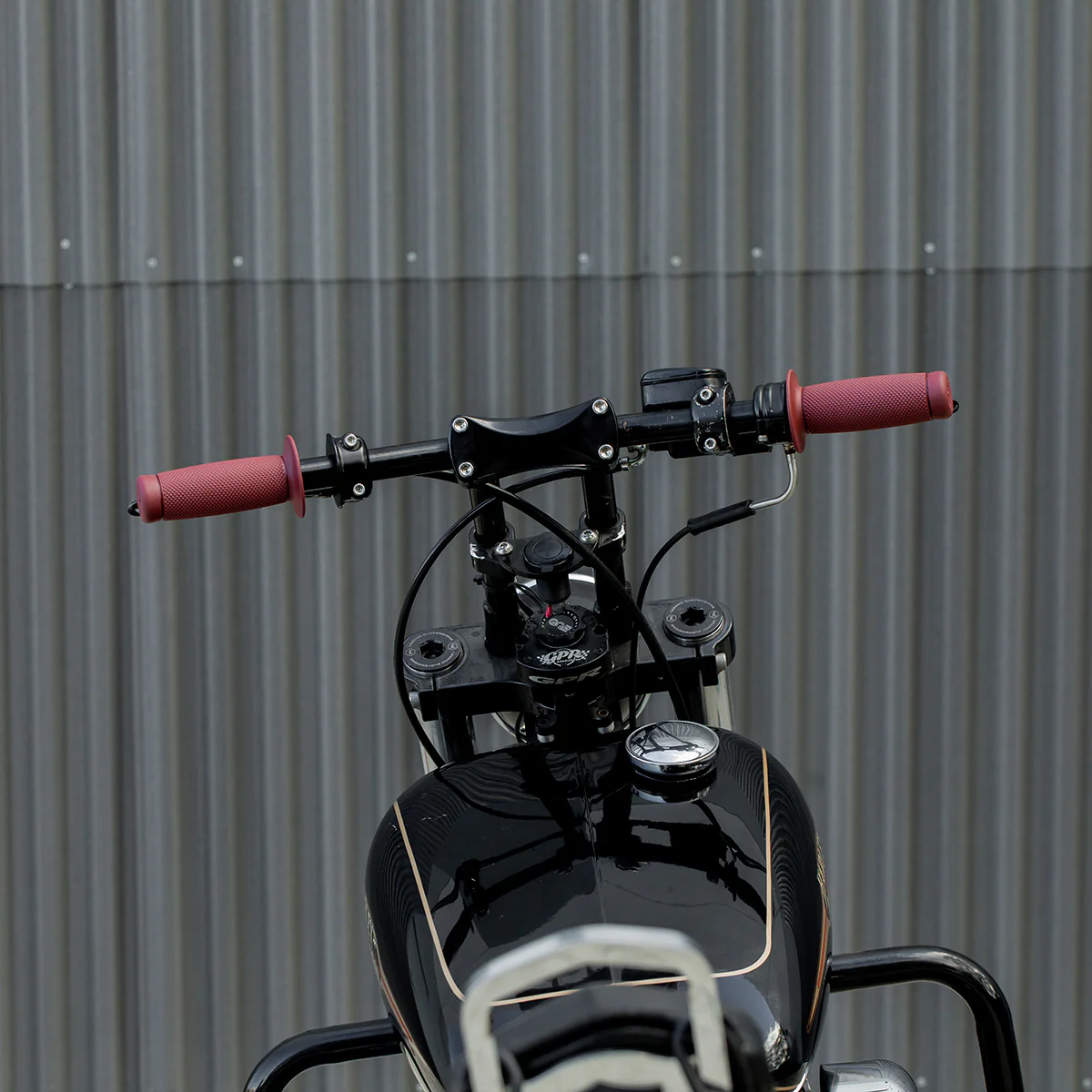 Renegade TPV Grips - Oxblood - Image 10