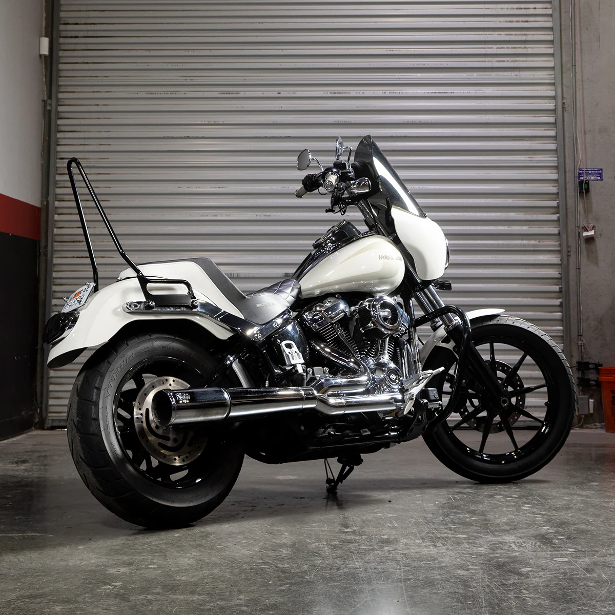 Sissy Bar Softail 18+ - Black - Image 9