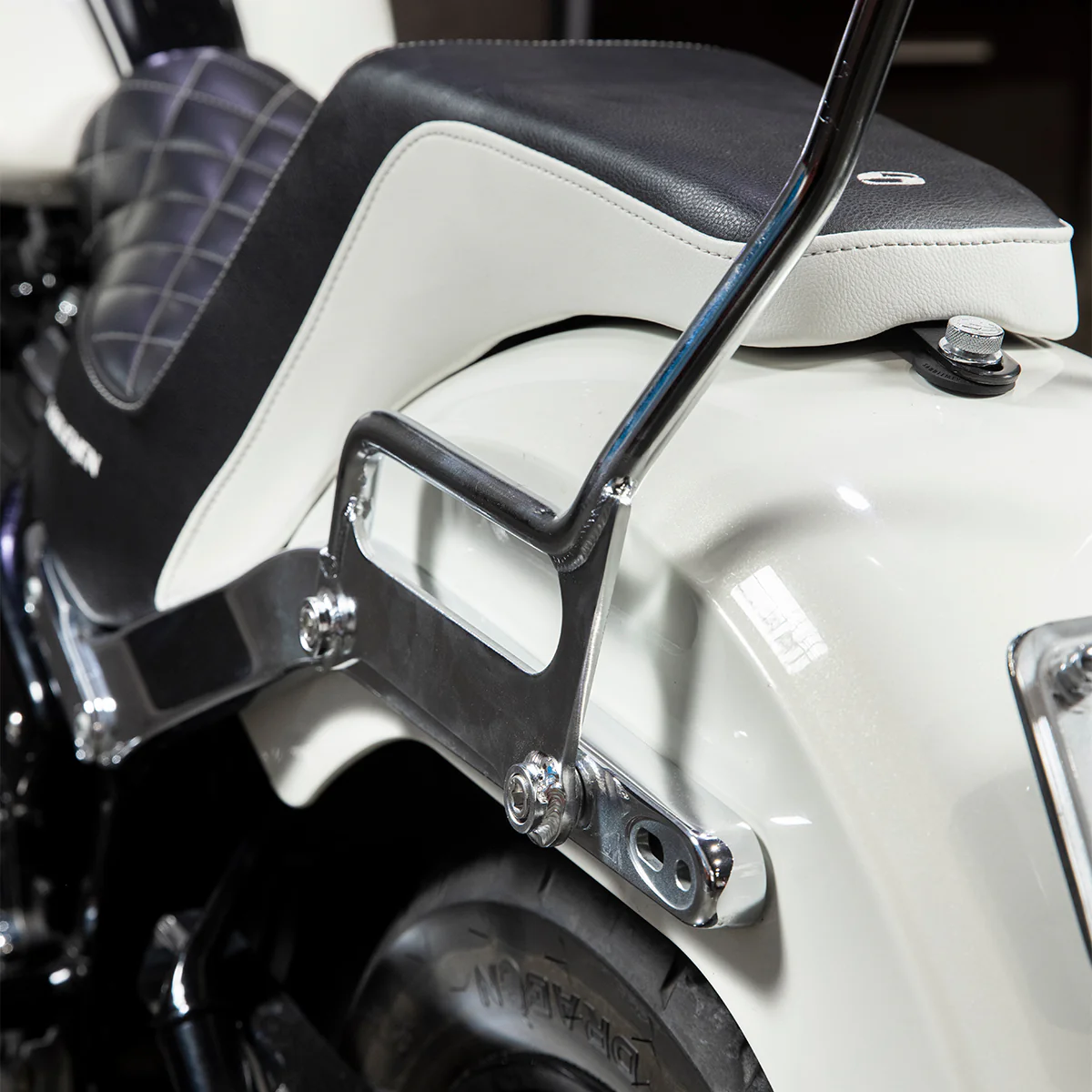 Sissy Bar Softail 18+ - Chrome - Image 13