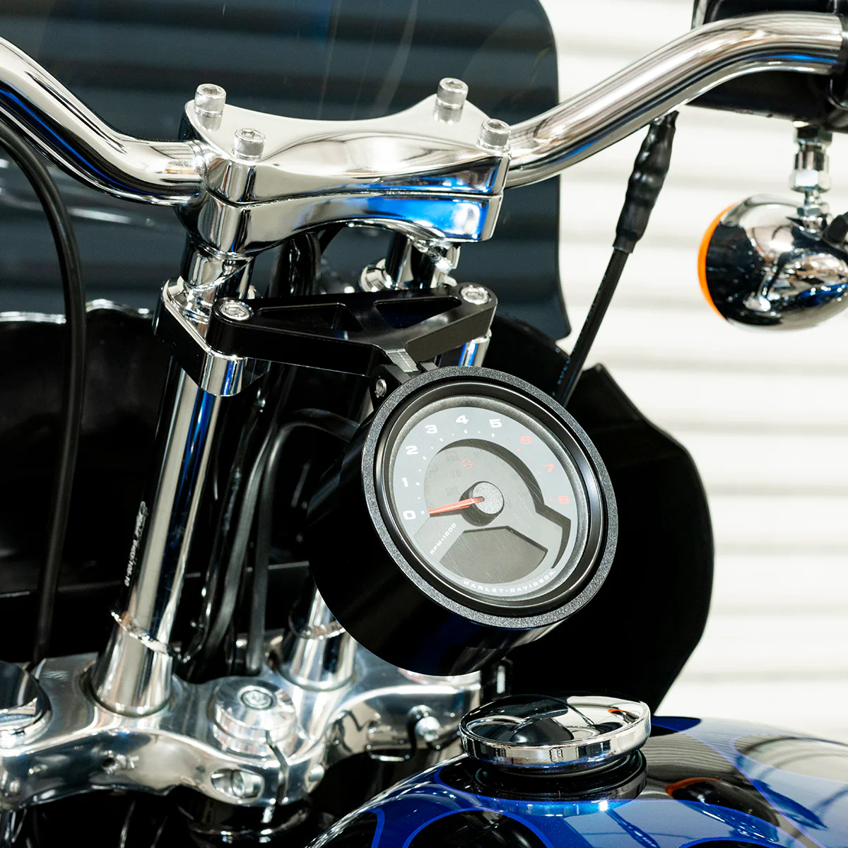 Softail Gauge Mount - Image 16