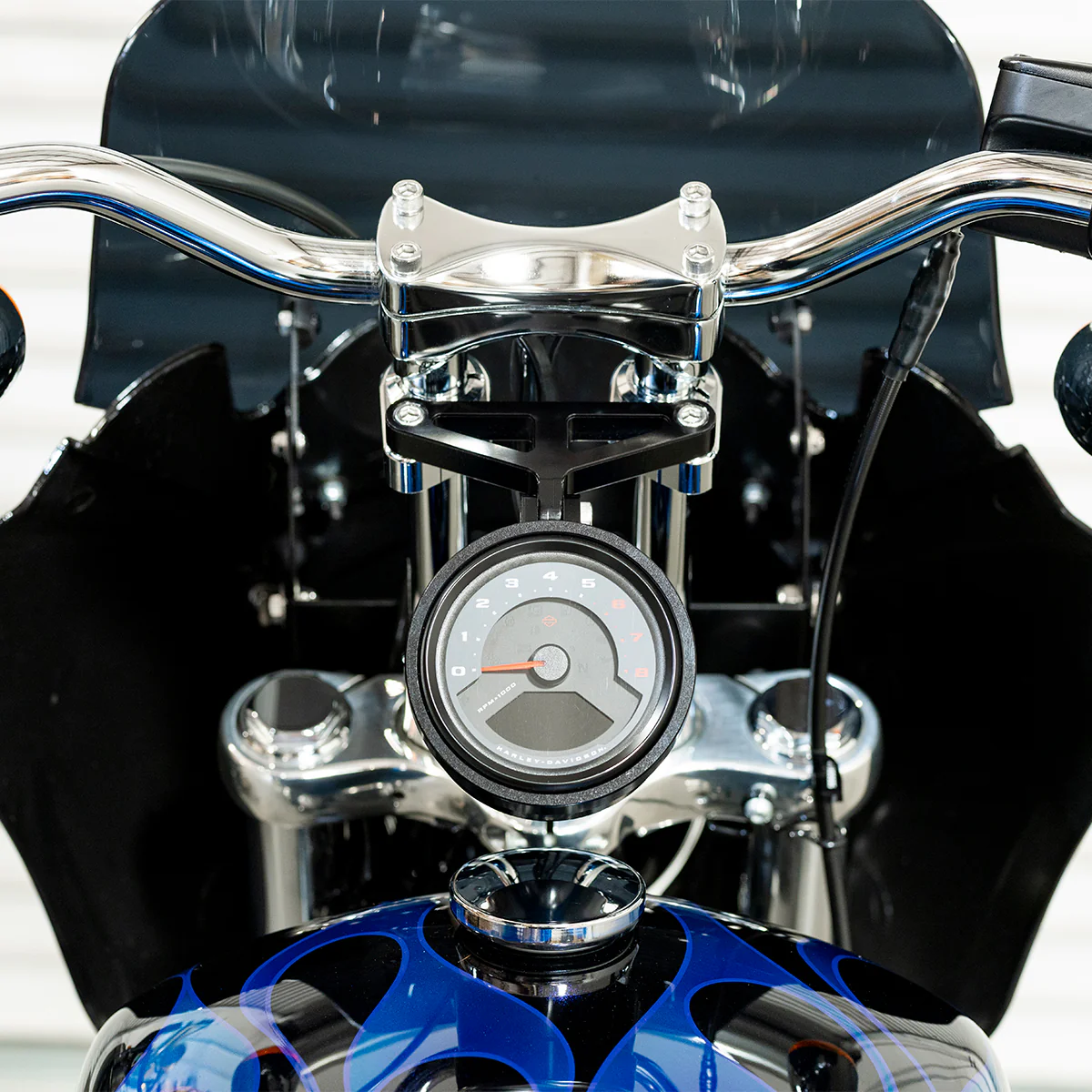 Softail Gauge Mount - Image 17