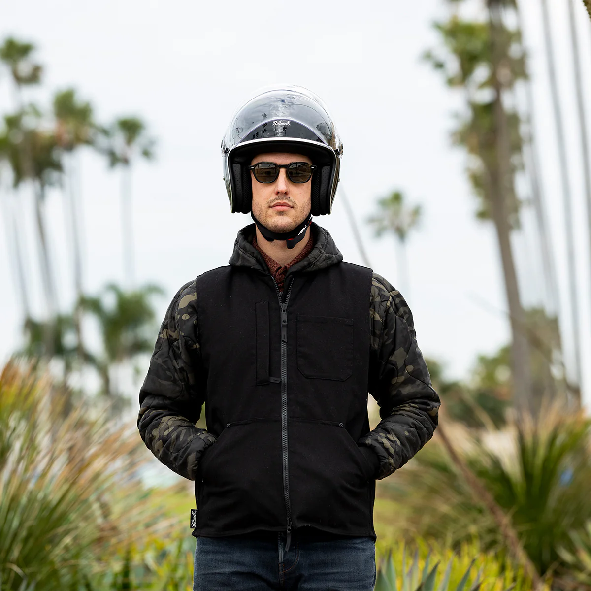 Tahoe Helmet - Gloss Black - Image 14