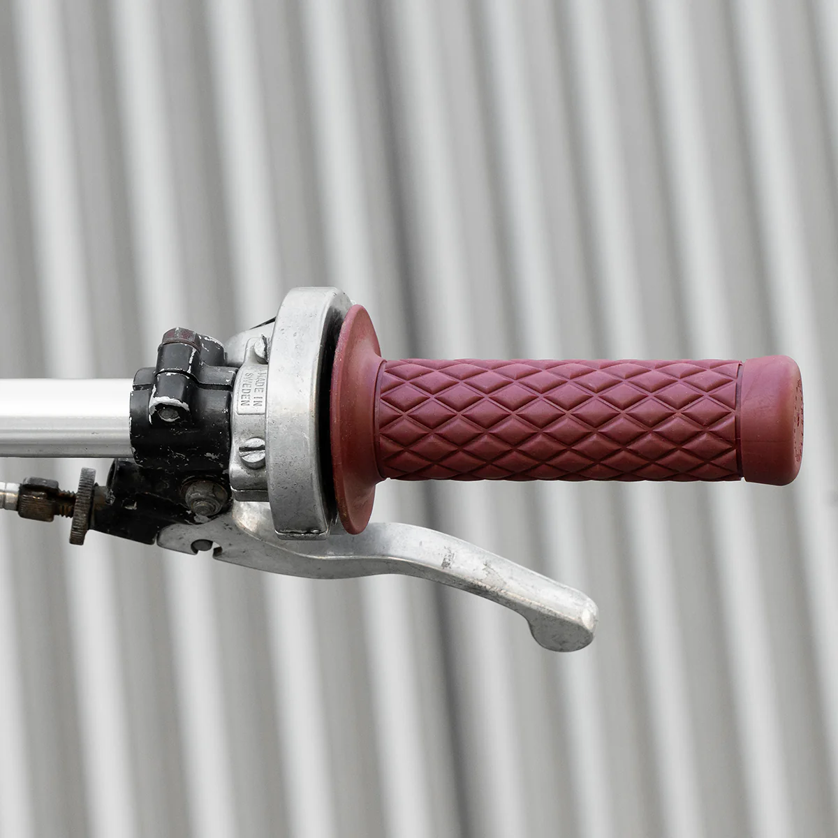 Thruster TPV Grips - Oxblood - Image 7