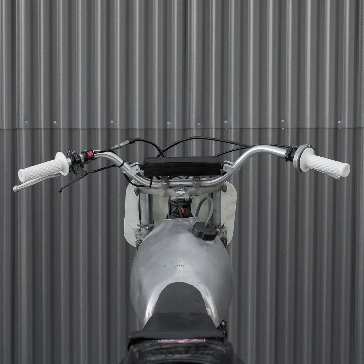 Thruster TPV Grips - White - Image 6