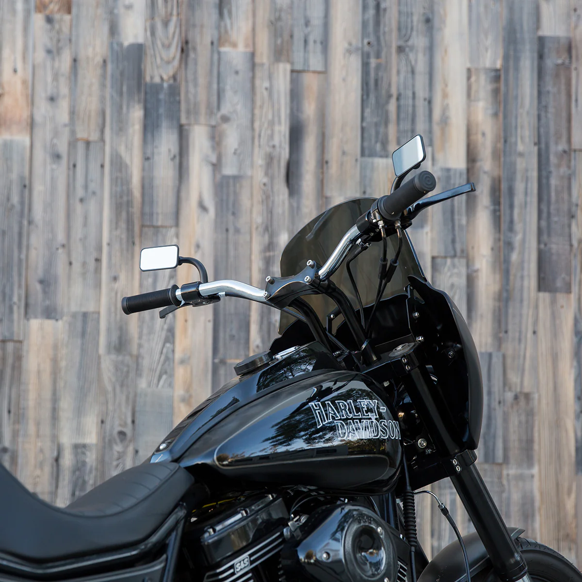 Tracker Mid - Black Electroplate - Image 10